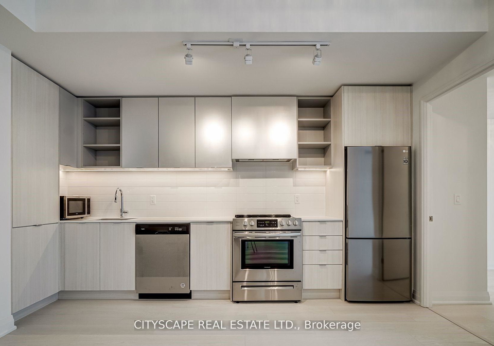 10-gibbs-road-etobicoke-ontario-w12962038