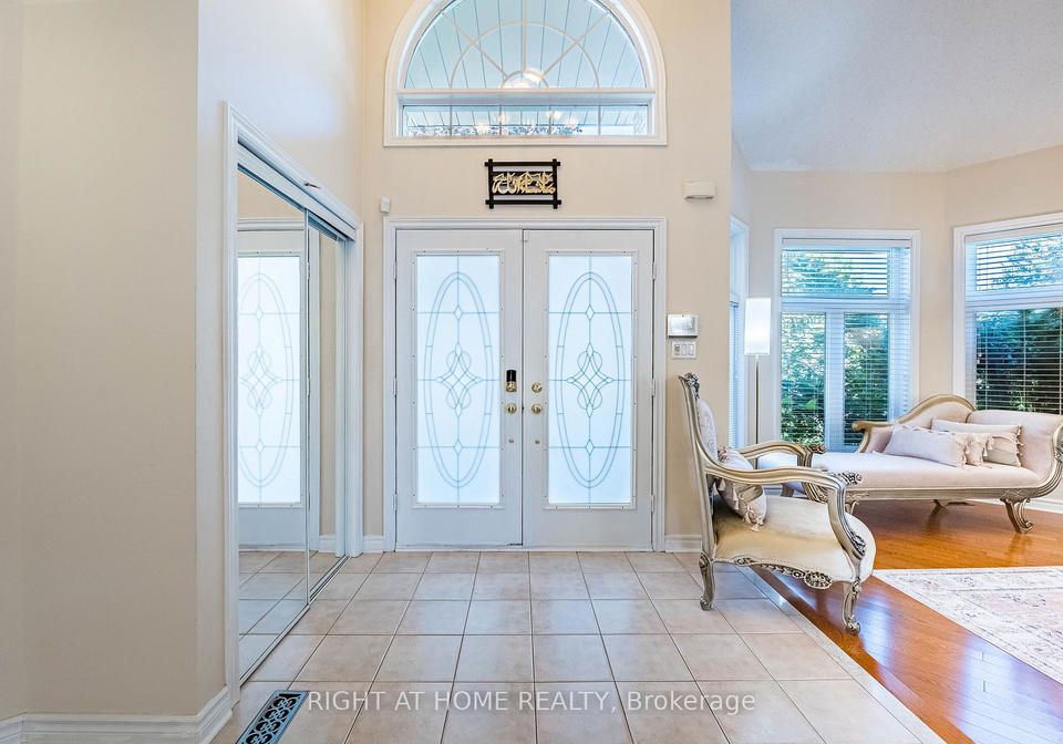2204-carpenters-circle-oakville-ontario-w12962270
