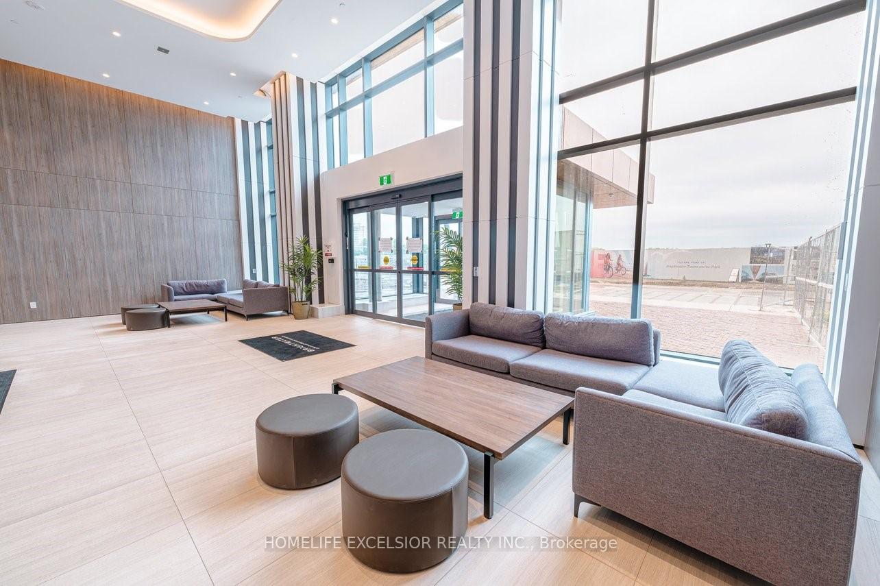 220-missinnihe-way-mississauga-ontario-w12962370