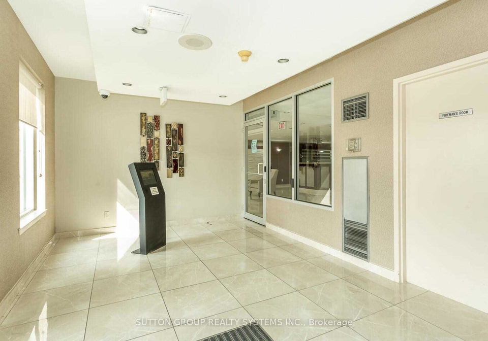 135-hillcrest-avenue-mississauga-ontario-w12962872