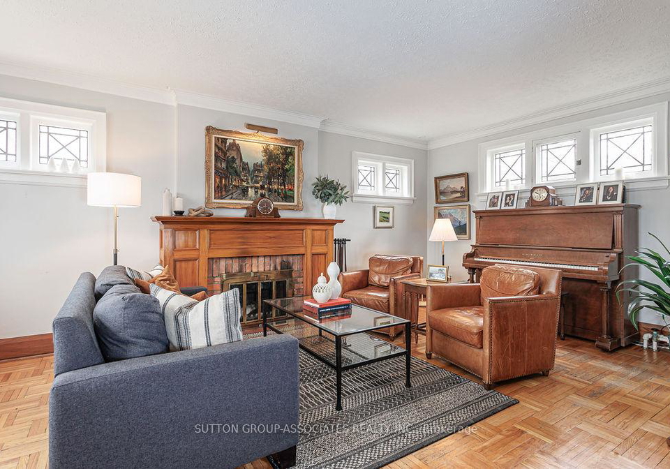 50-thornhill-avenue-toronto-ontario-w12963034
