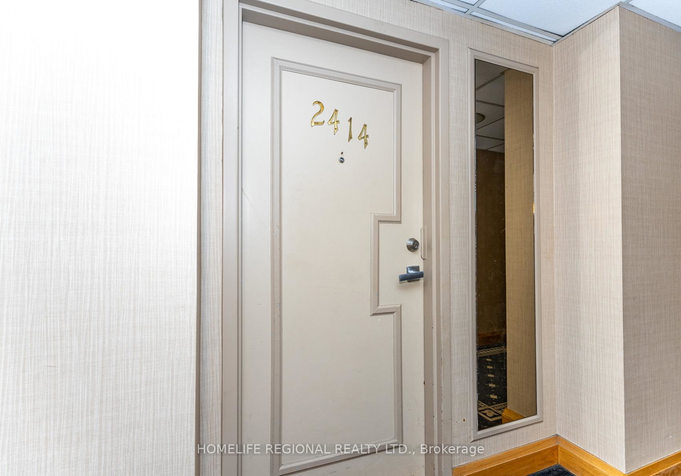 10-martha-eaton-way-north-york-ontario-w12963128