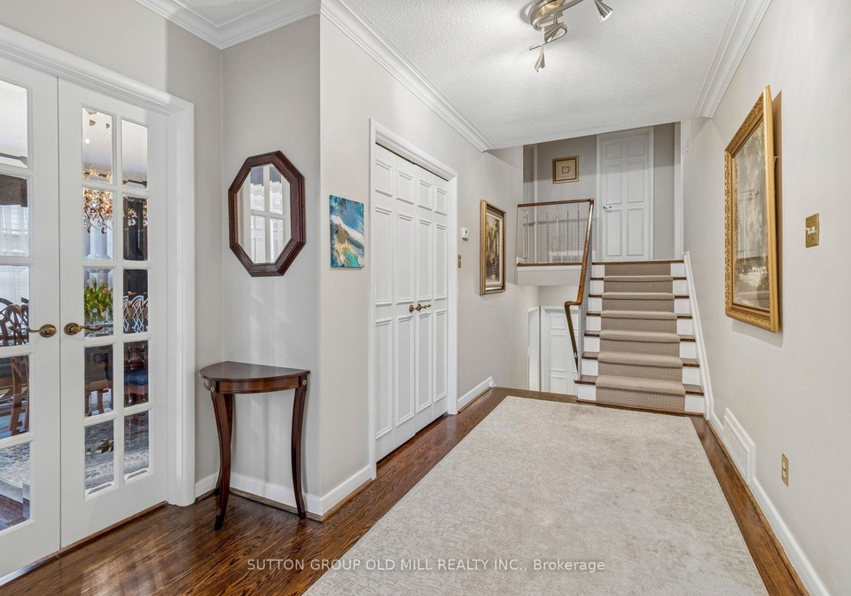 24-tettenhall-road-etobicoke-ontario-w12963432