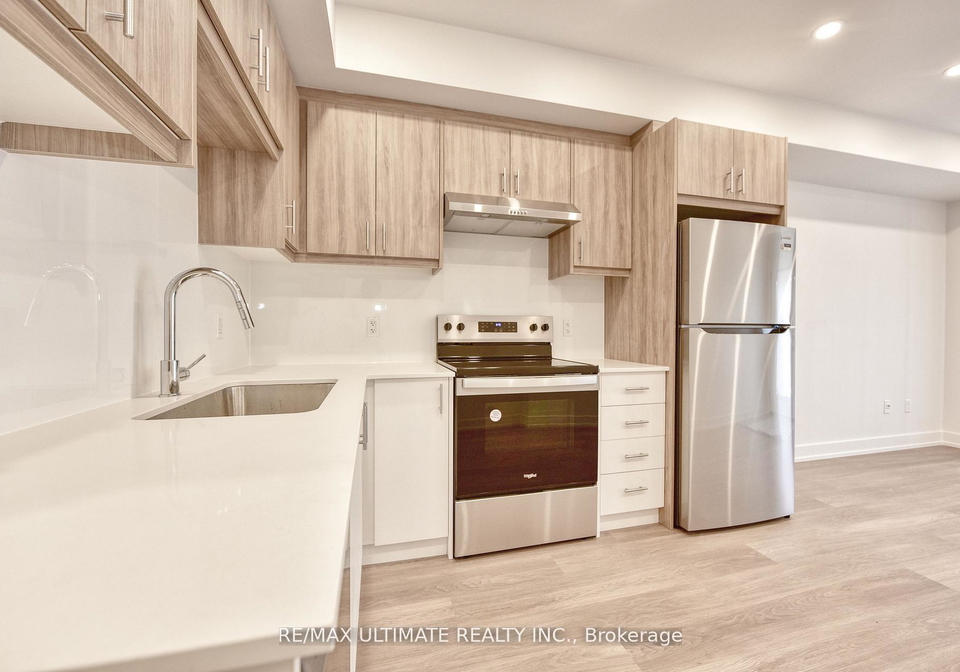 385-mcroberts-avenue-toronto-ontario-w12963568