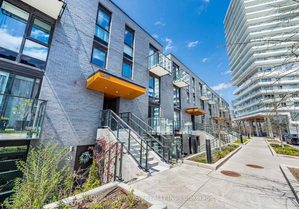 10-brin-drive-etobicoke-ontario-w12963872