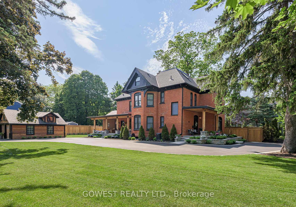 376-chartwell-road-oakville-ontario-w12963954