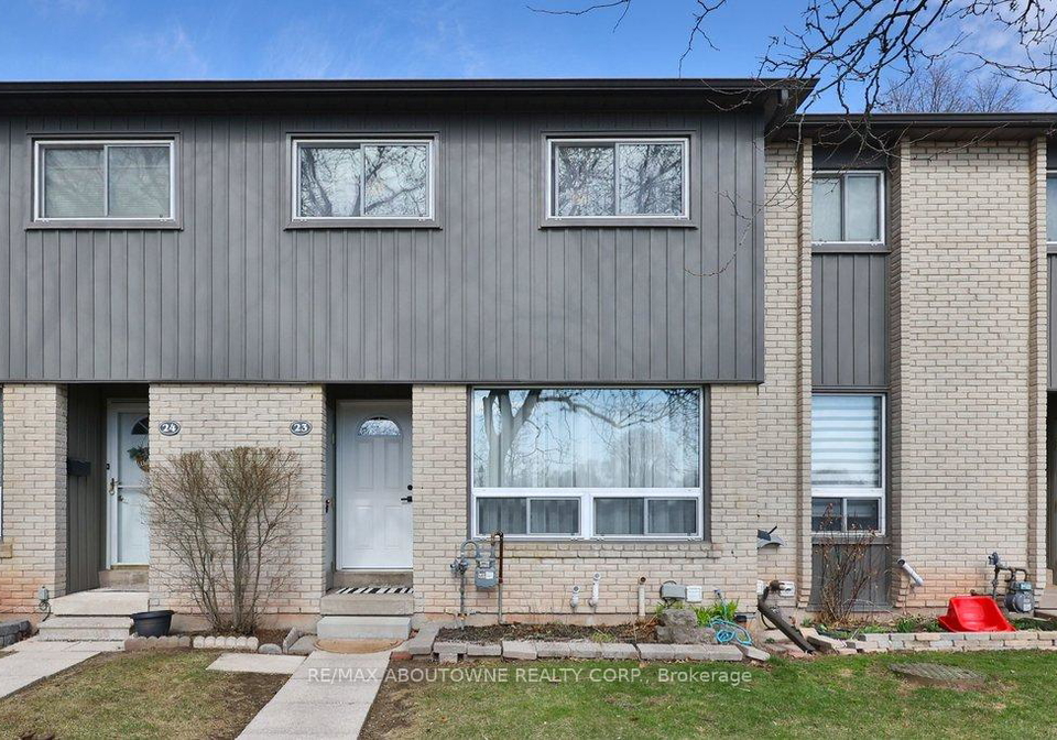 1525-elm-road-oakville-ontario-w12963974