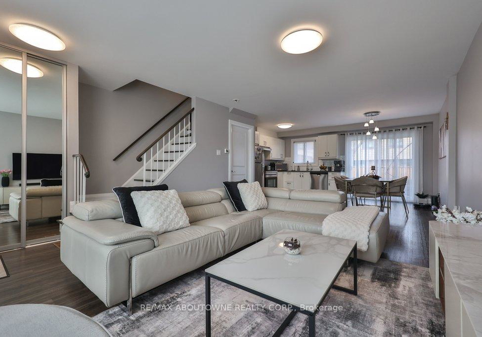 1525-elm-road-oakville-ontario-w12963974