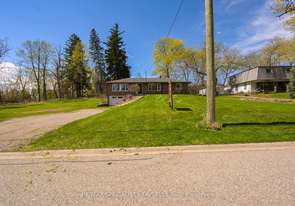 10-victoria-street-caledon-ontario-w12964036