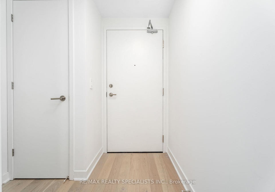 2720-dundas-street-w-toronto-ontario-w12964156