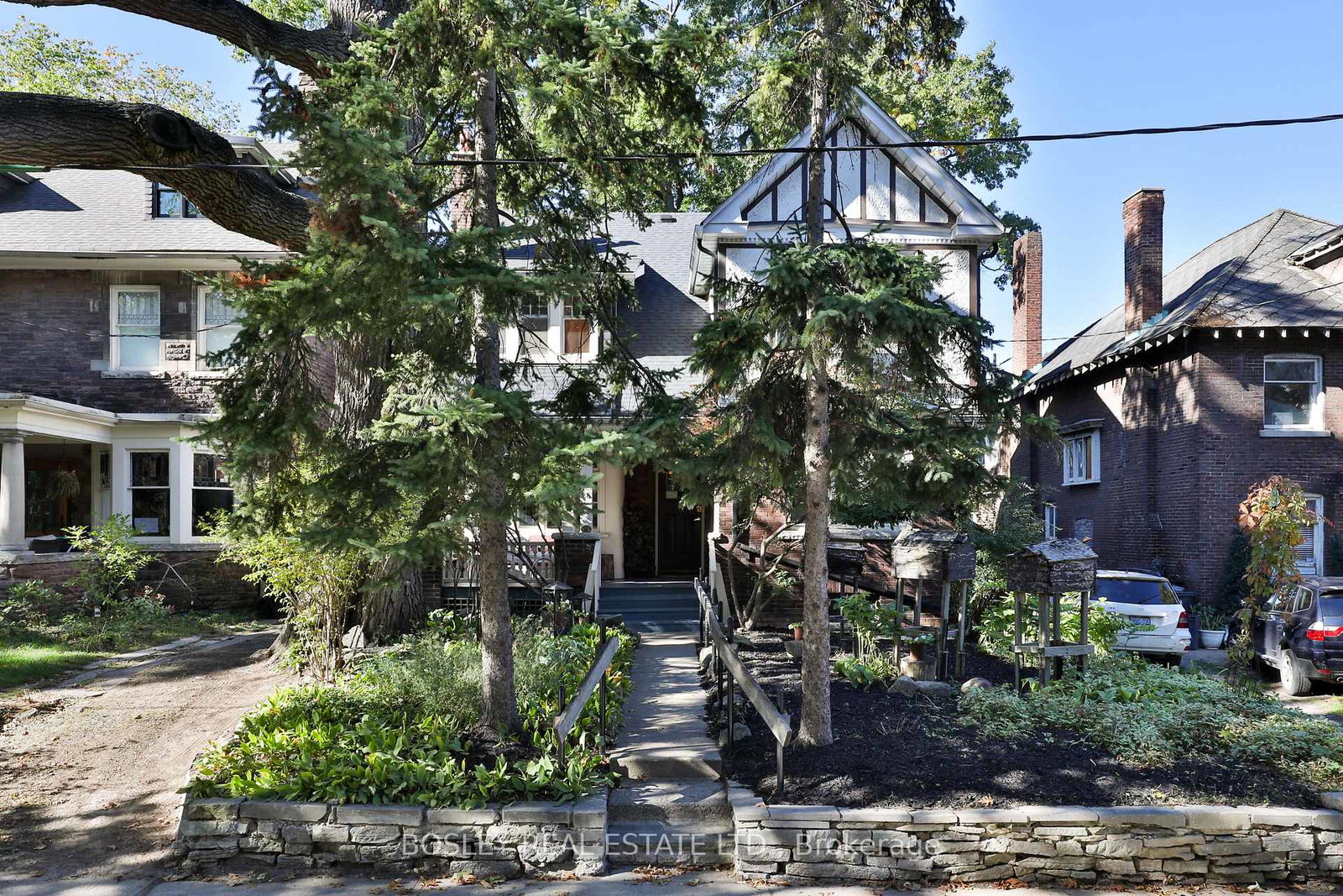 88-indian-grove-toronto-ontario-w12964624