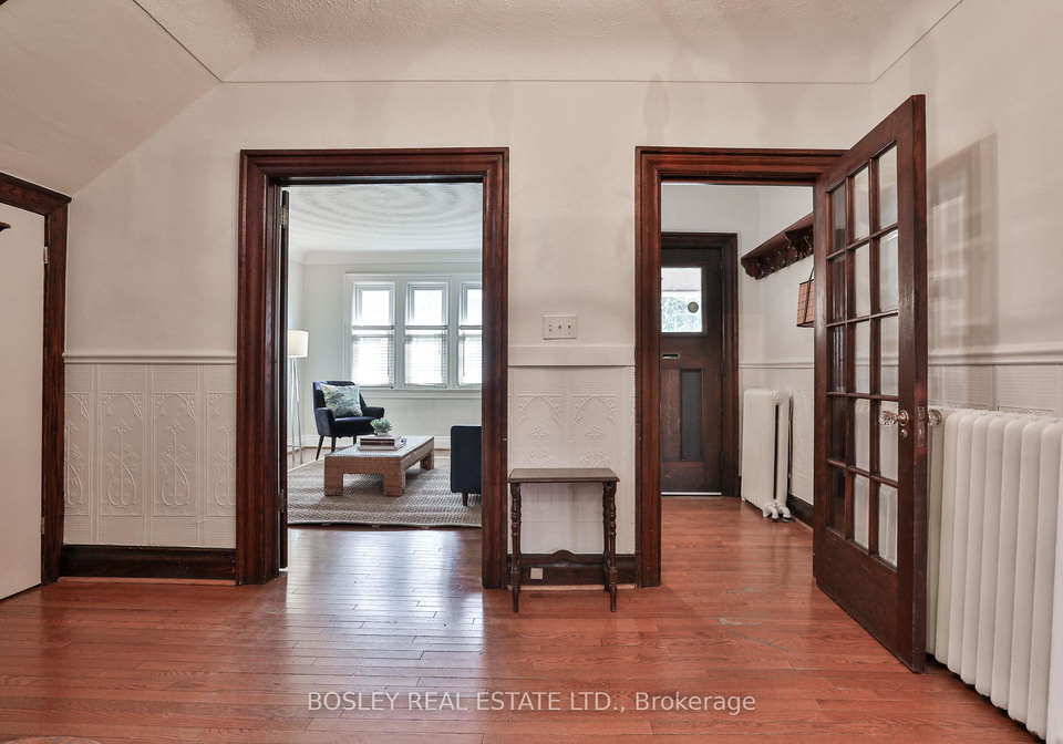 88-indian-grove-toronto-ontario-w12964624