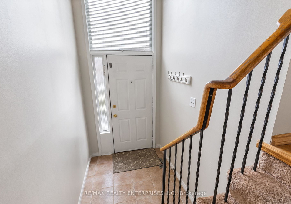 75-lakecrest-trail-brampton-ontario-w12964884
