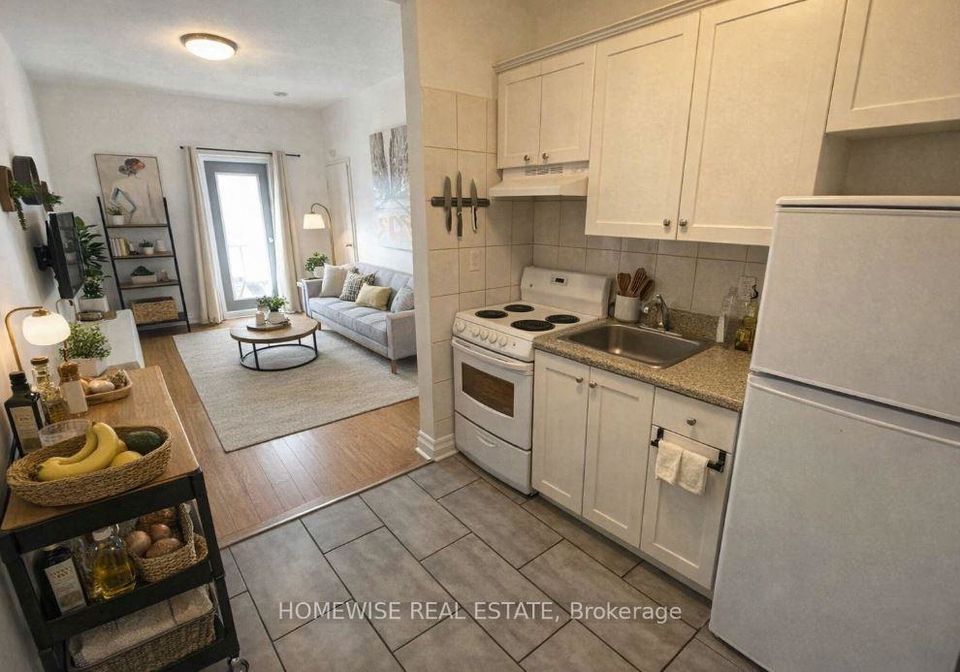 1-triller-avenue-toronto-ontario-w12964992