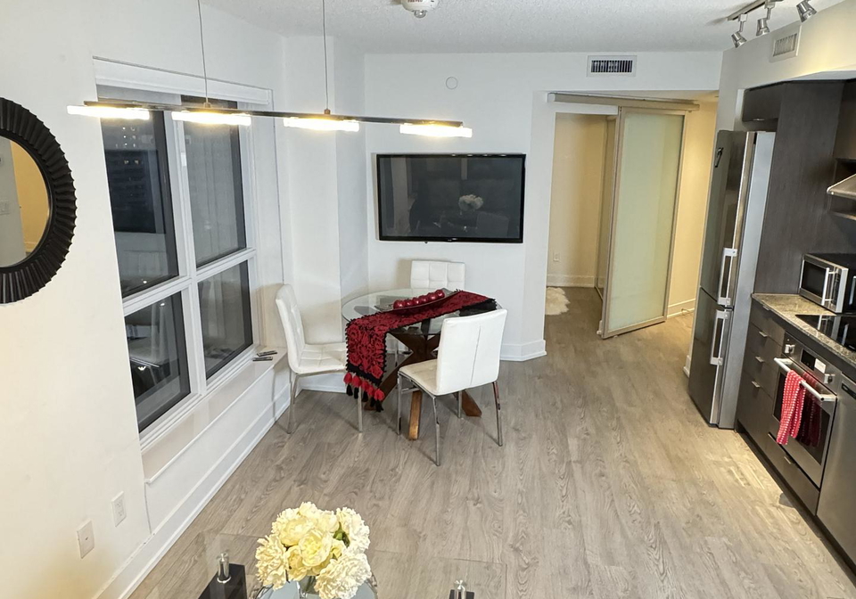 7-mabelle-avenue-etobicoke-ontario-w12965054