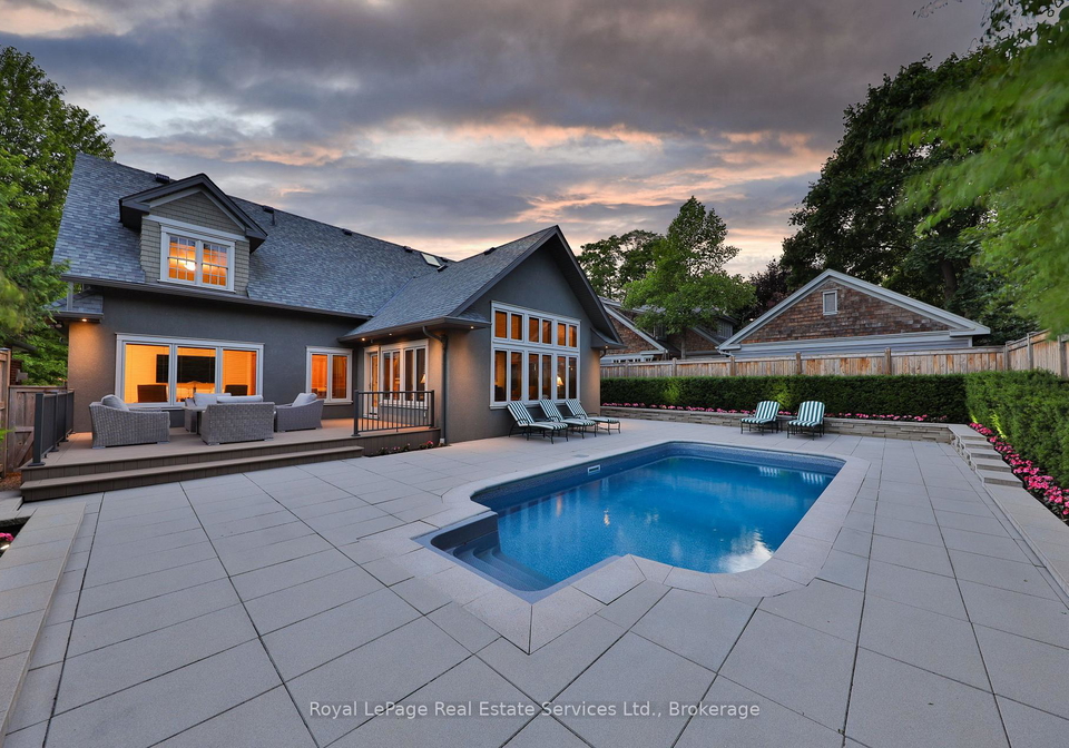 69-allan-street-oakville-ontario-w12965194