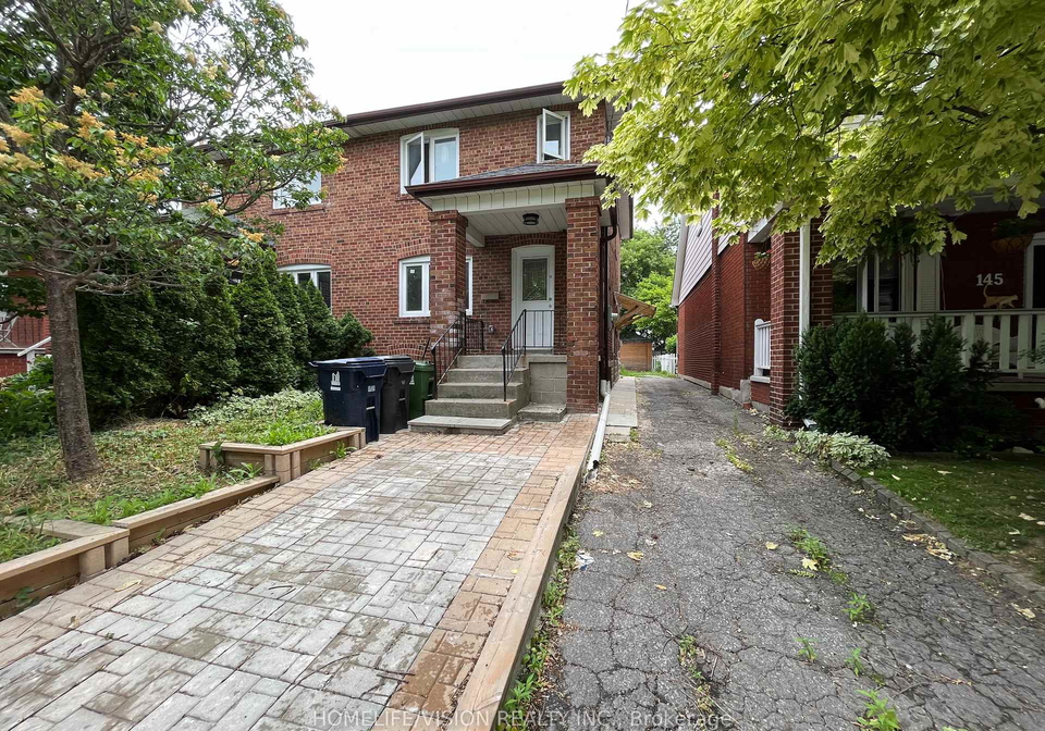 143-belgravia-avenue-north-york-ontario-w12965572