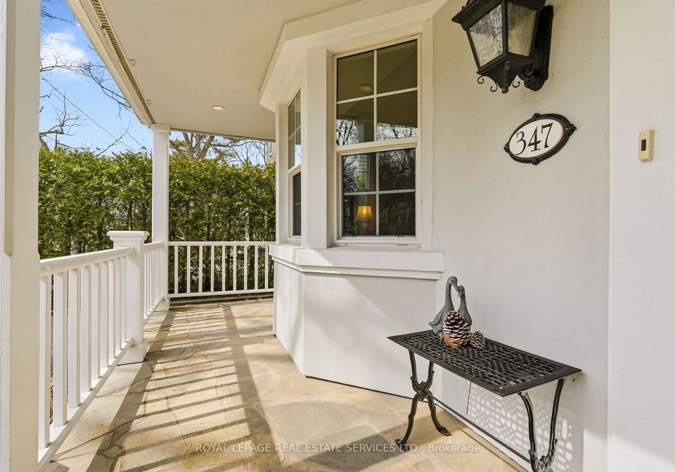 347-douglas-avenue-oakville-ontario-w12965588