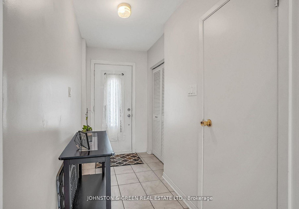 1732-oberon-crescent-mississauga-ontario-w12965726