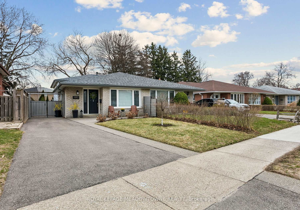 1990-silverberry-crescent-s-mississauga-ontario-w12965762