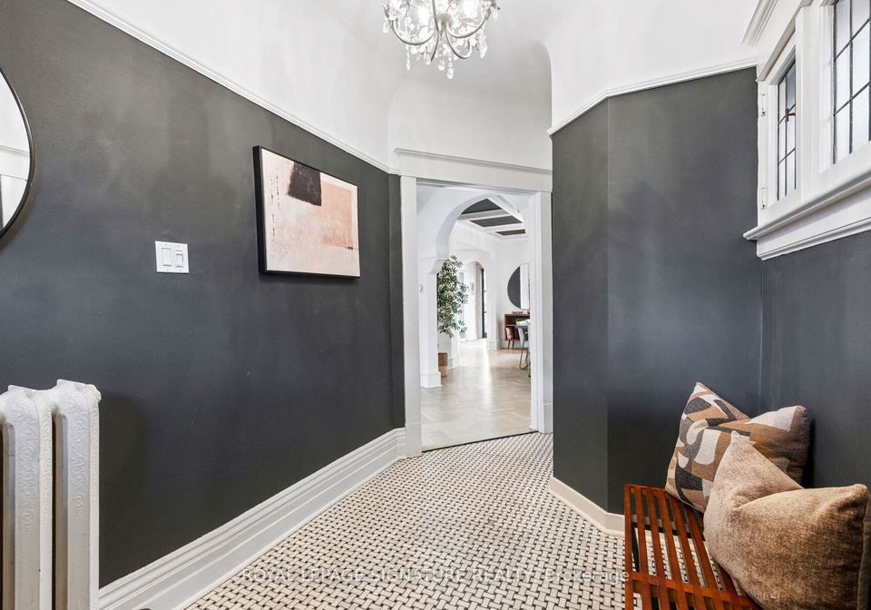 276-roncesvalles-avenue-toronto-ontario-w12965892