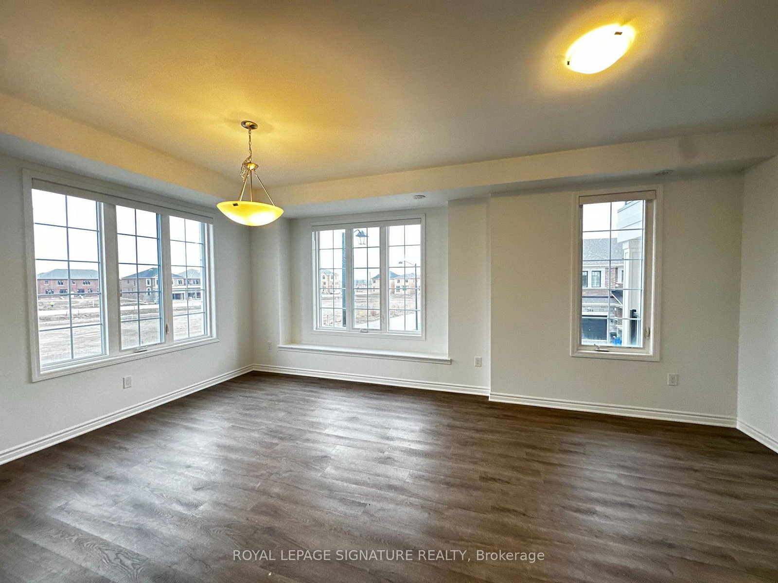 1259-lily-crescent-milton-ontario-w12965996