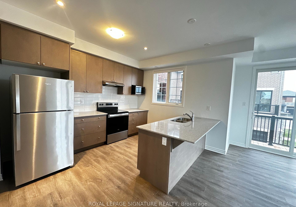 1259-lily-crescent-milton-ontario-w12965996