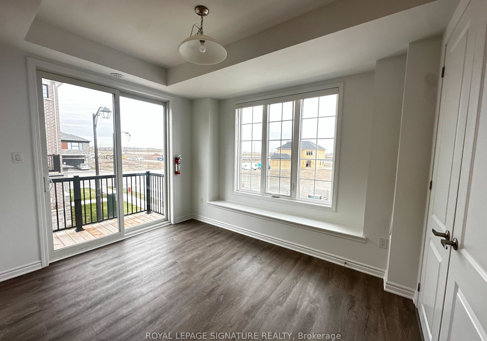 1259-lily-crescent-milton-ontario-w12965996