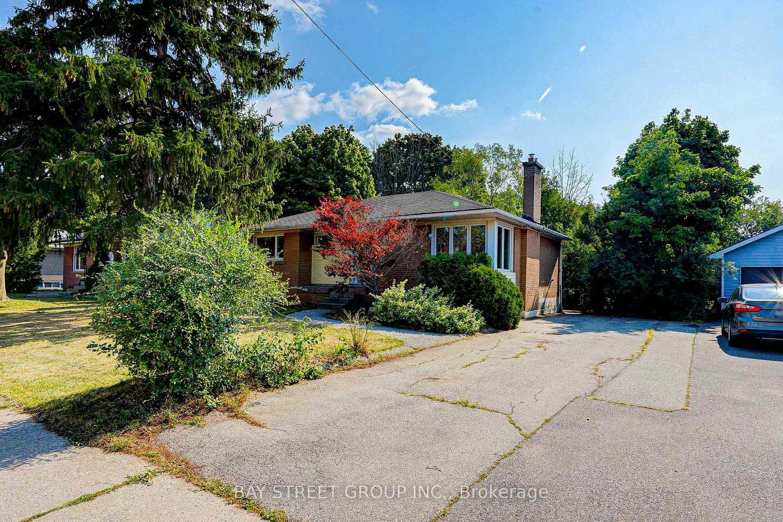 88-miller-road-oakville-ontario-w12966020