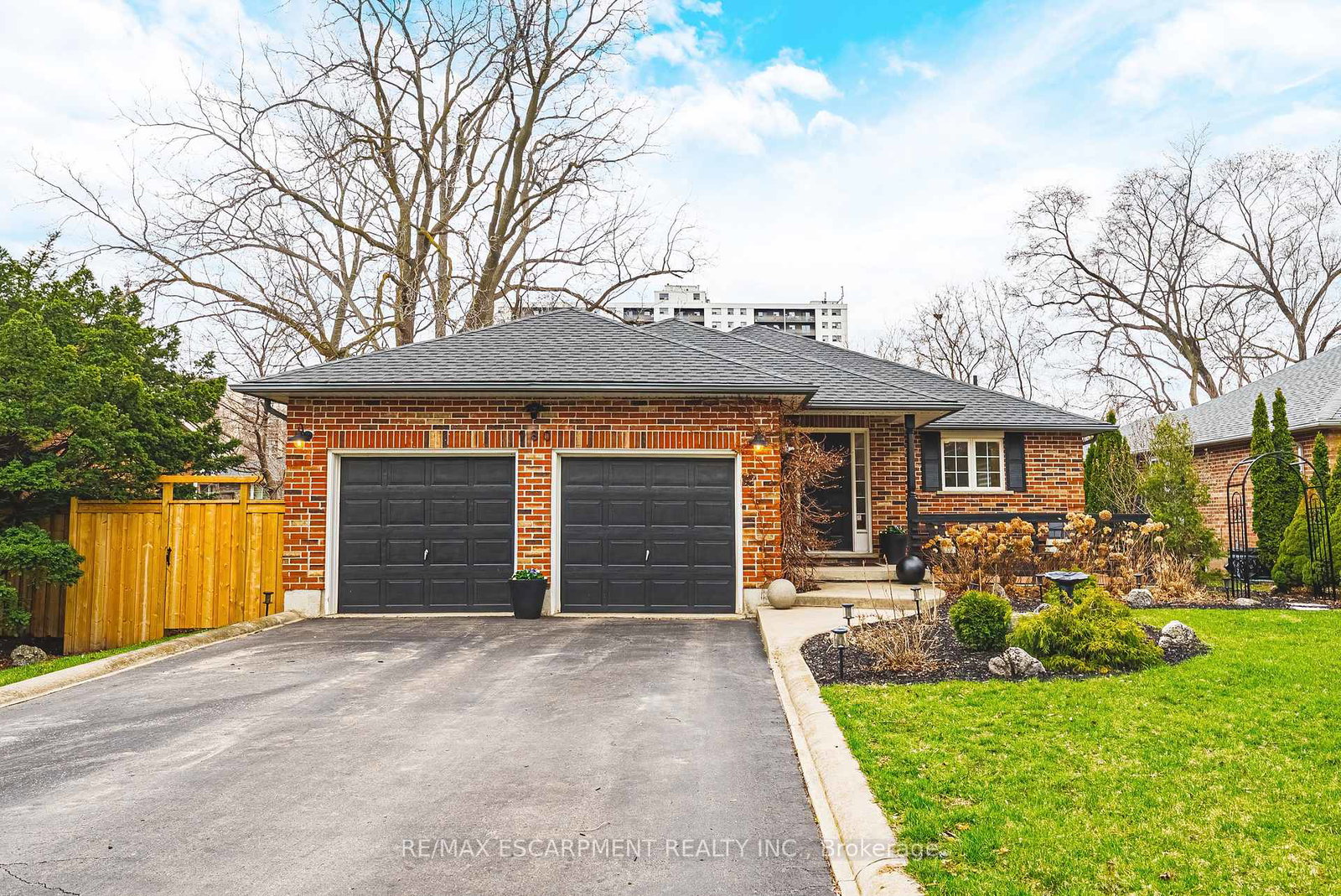 980-glen-view-avenue-burlington-ontario-w12966074