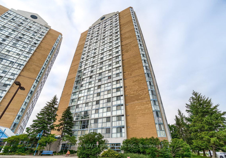 35-trailwood-drive-mississauga-ontario-w12966384