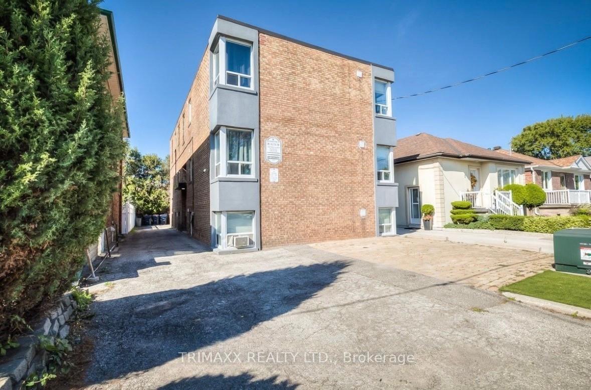 6-seventeenth-street-etobicoke-ontario-w12966620