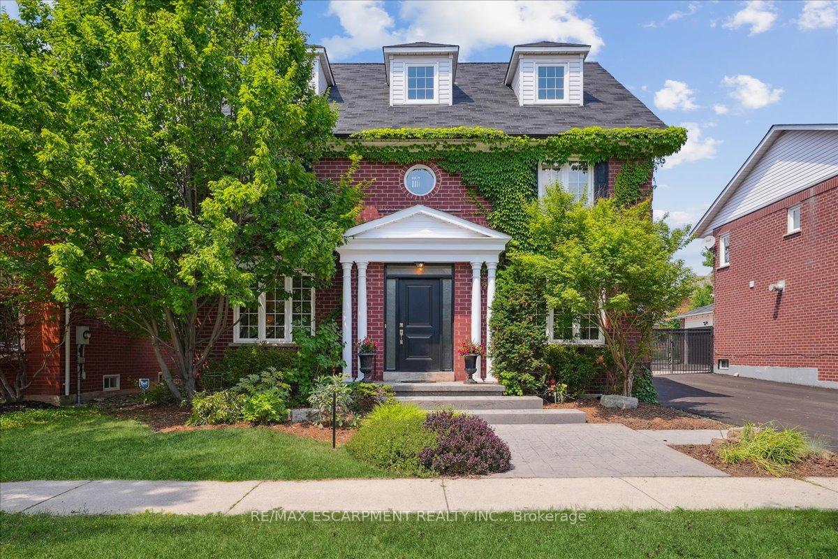 105-river-glen-boulevard-oakville-ontario-w12966678