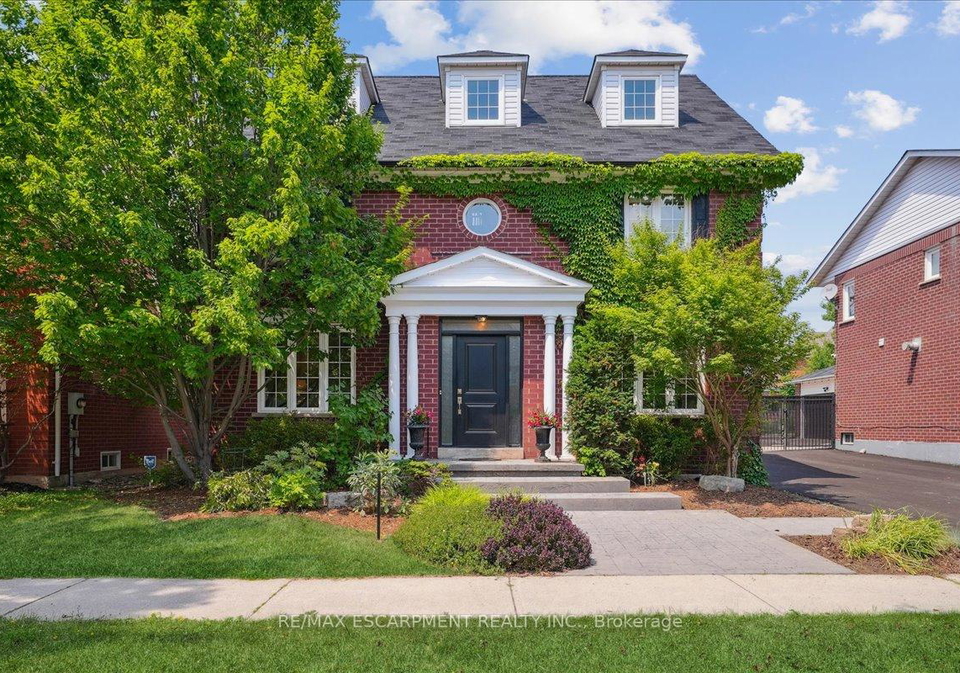 105-river-glen-boulevard-oakville-ontario-w12966678
