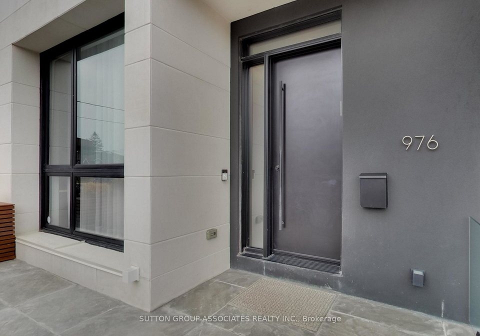 976-glencairn-avenue-north-york-ontario-w12966798