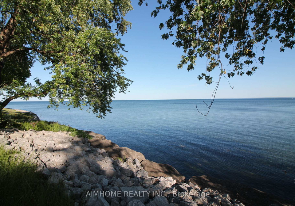 2101-marine-drive-oakville-ontario-w12967760