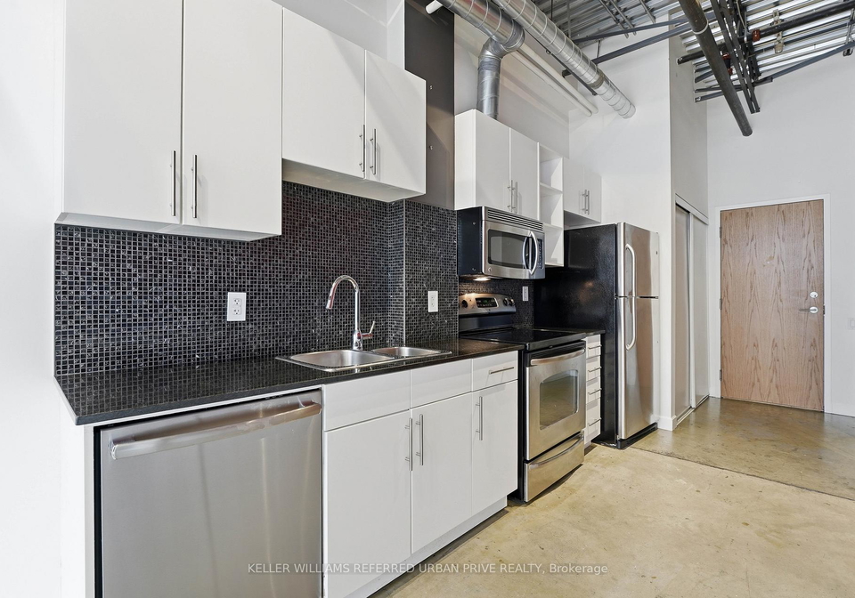 363-sorauren-avenue-toronto-ontario-w12967816