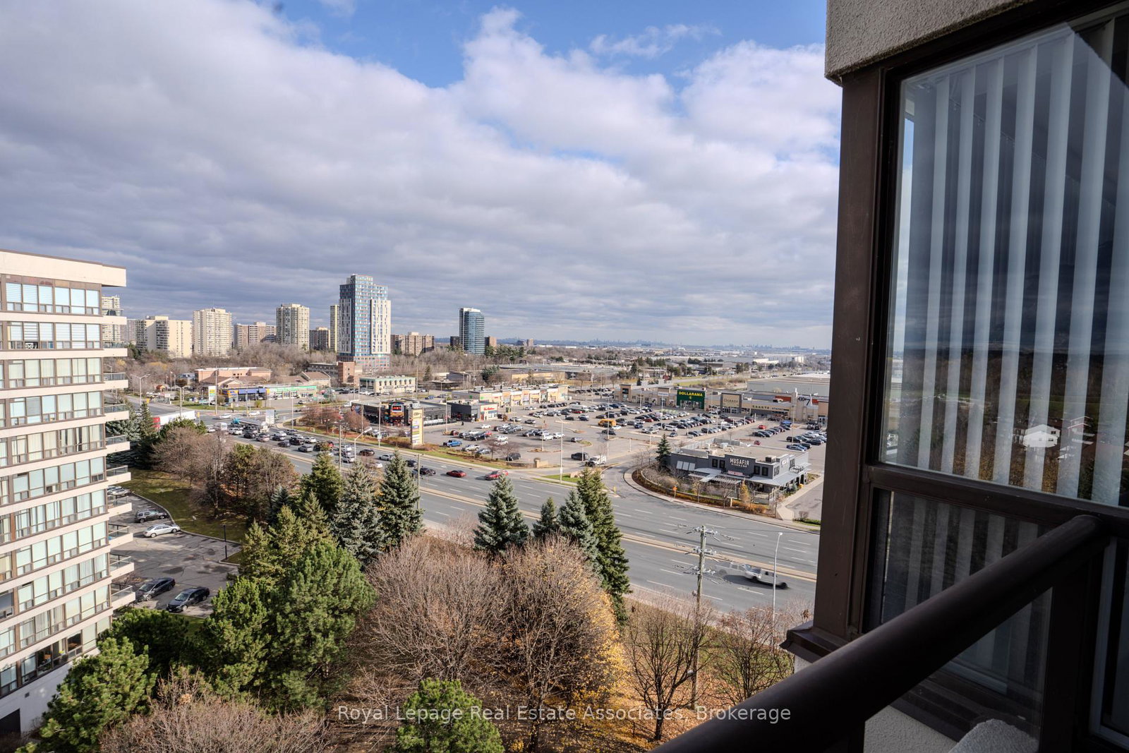 12-laurelcrest-street-brampton-ontario-w12967856