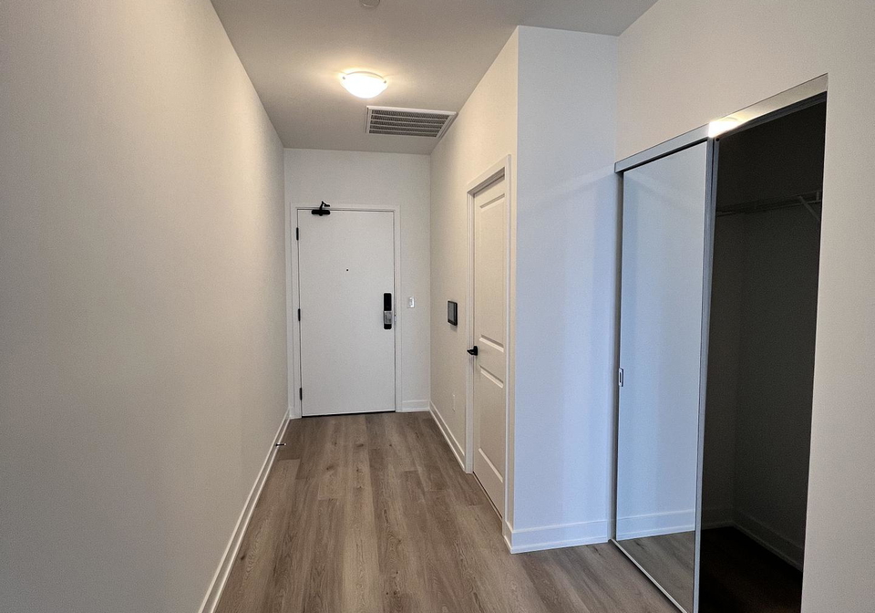 2075-lakeshore-road-burlington-ontario-w12967978