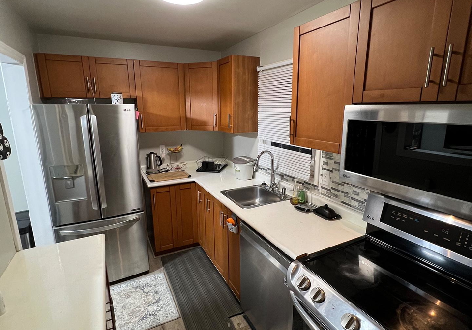 5-glencairn-square-brampton-ontario-w12968390