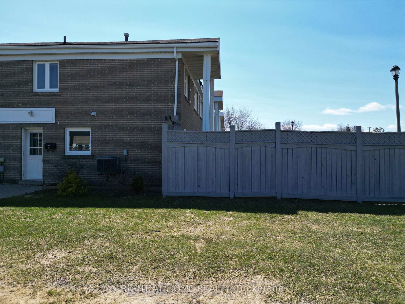 270-town-house-crescent-brampton-ontario-w12968392