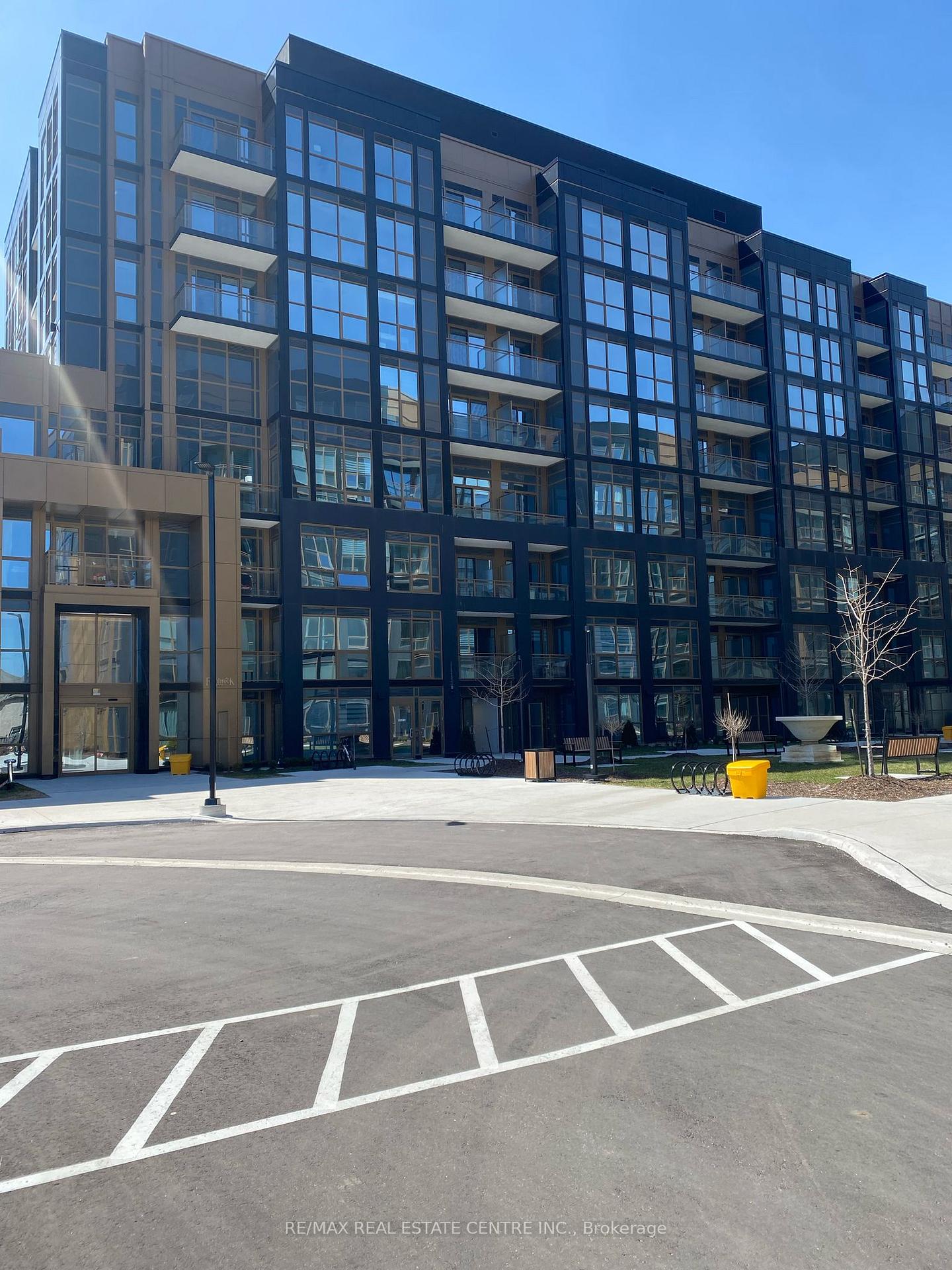 2333-khalsa-gate-oakville-ontario-w12968598