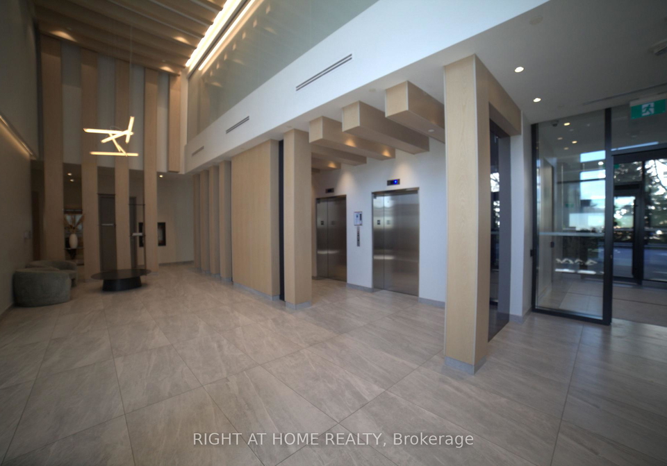 86-dundas-street-e-mississauga-ontario-w12968710