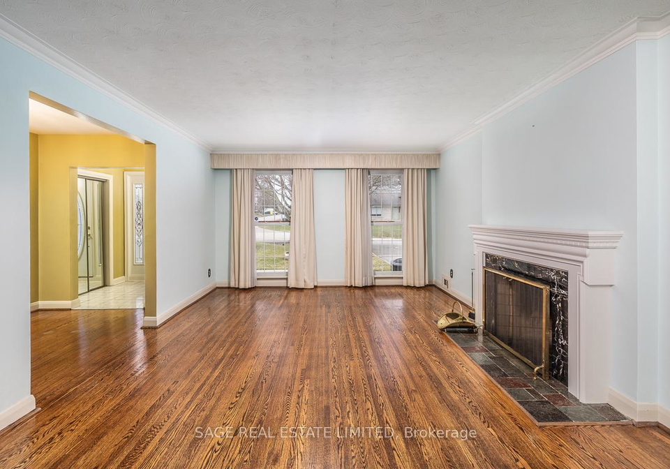 47-ravensbourne-crescent-etobicoke-ontario-w12968720