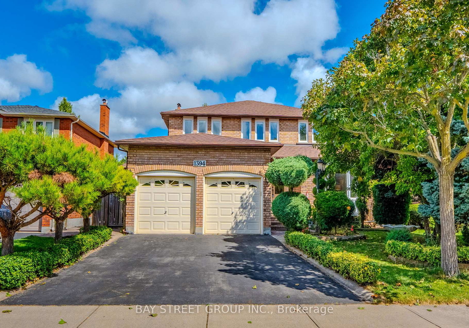 1394-peartree-circle-oakville-ontario-w12968792