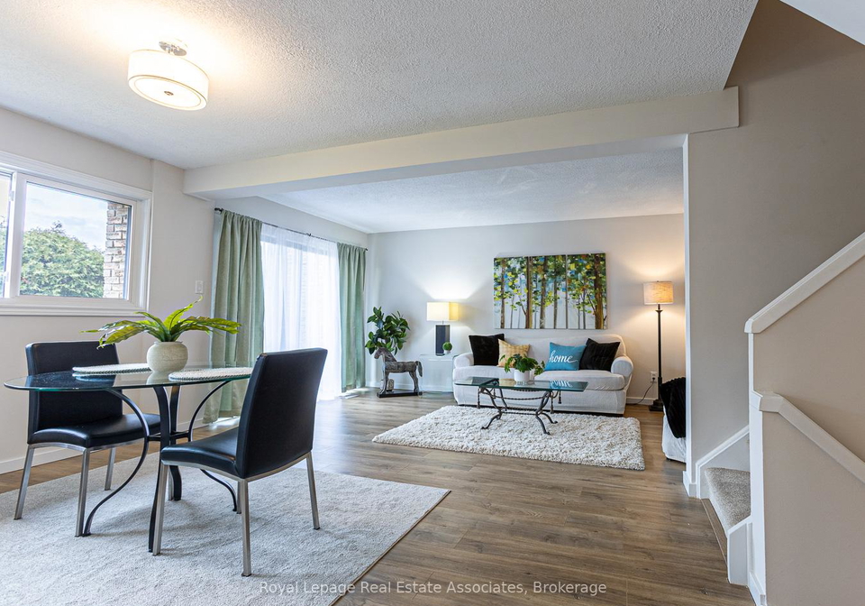 2605-woodchester-drive-mississauga-ontario-w12968916
