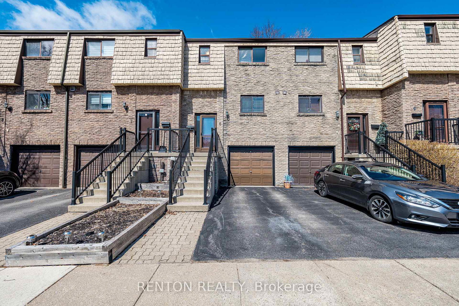 153sixth-line-oakville-ontario-w12968926