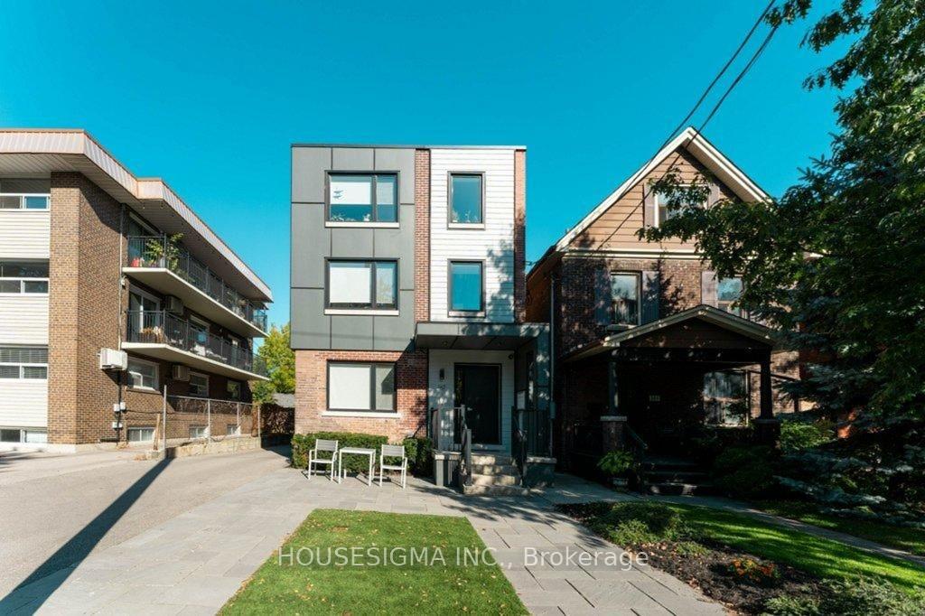 167-quebec-avenue-toronto-ontario-w12968930