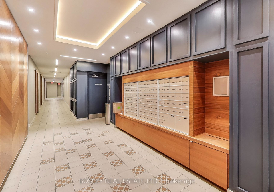 530-indian-grove-toronto-ontario-w12968962
