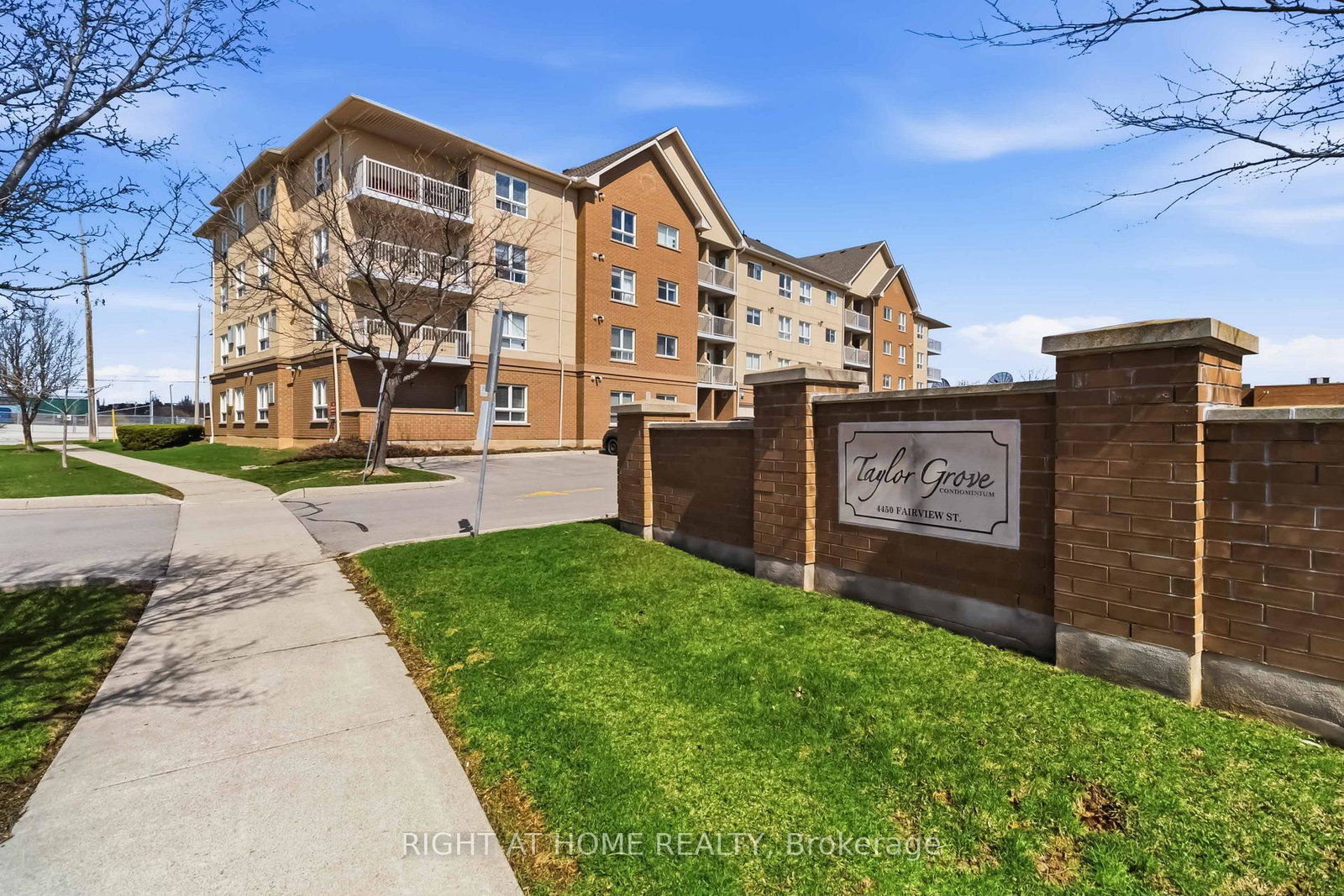 4450-fairview-street-s-burlington-ontario-w12969290